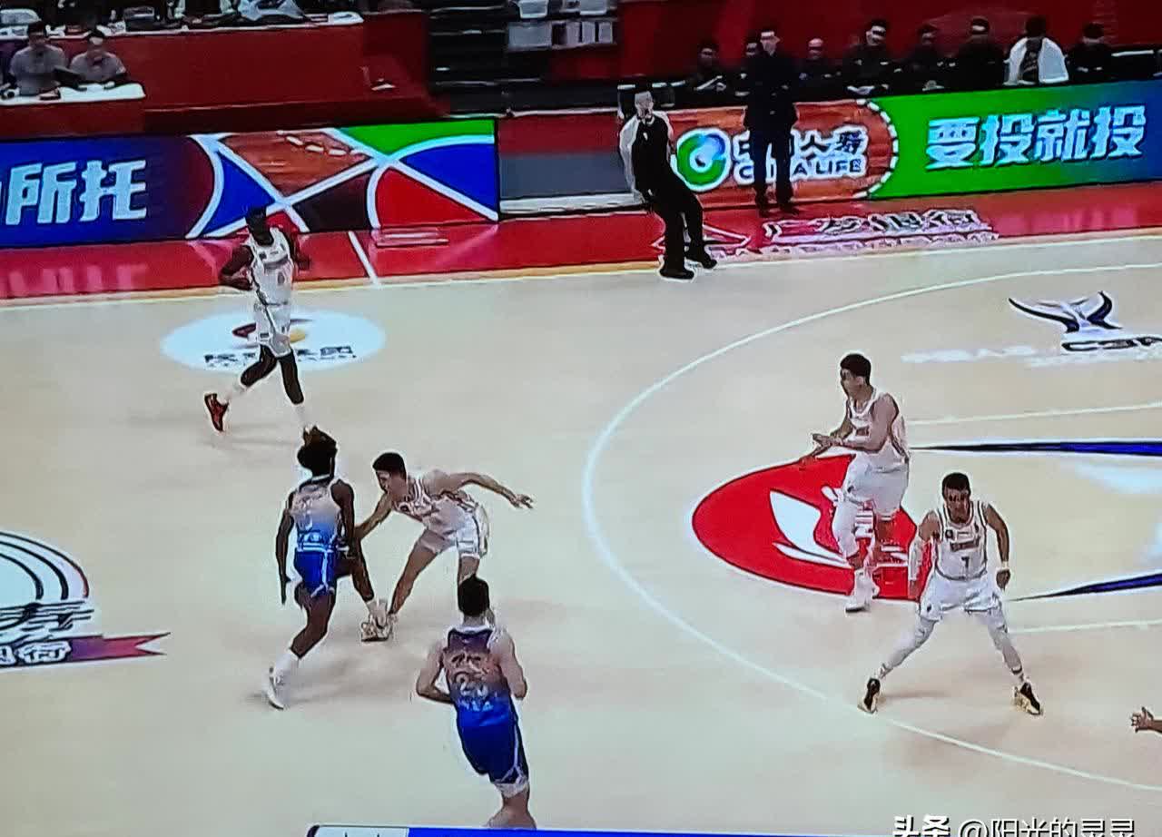 山西队战术稳健，战胜对手掌握场上局势